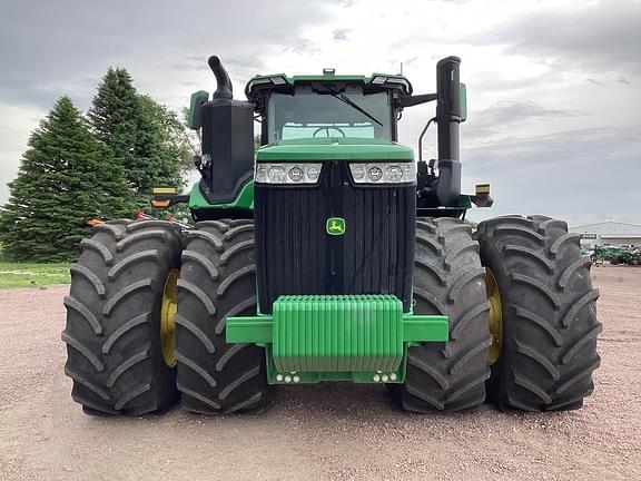 Image of John Deere 9R 590 equipment image 1
