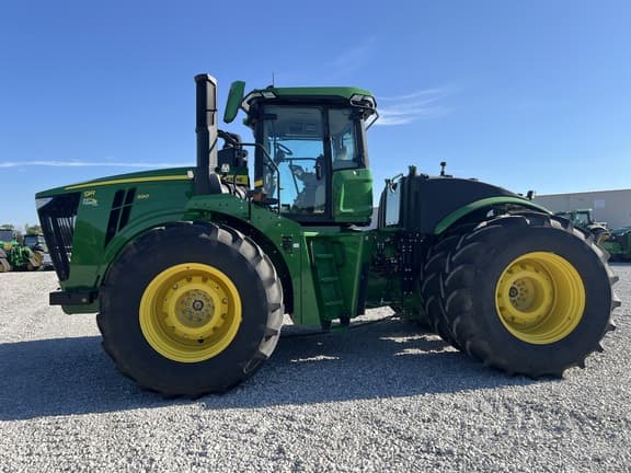 Image of John Deere 9R 590 equipment image 2