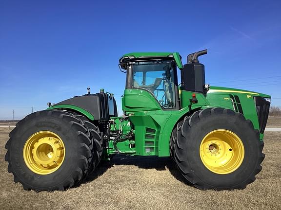 Image of John Deere 9R 590 equipment image 2