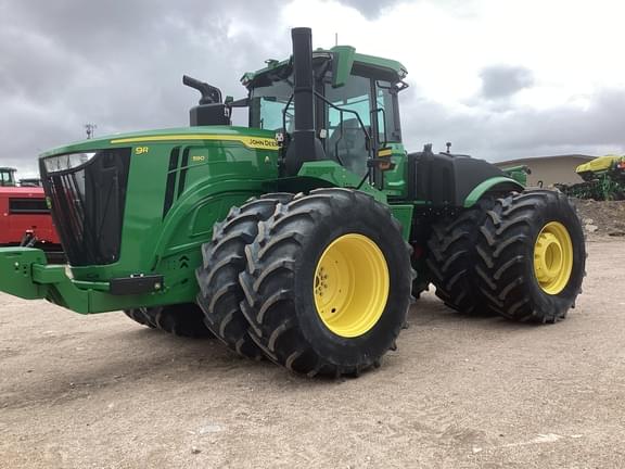 Image of John Deere 9R 590 equipment image 1