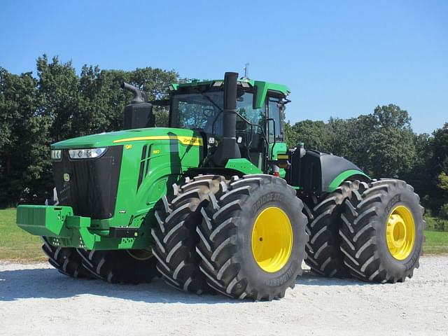 Image of John Deere 9R 590 equipment image 1