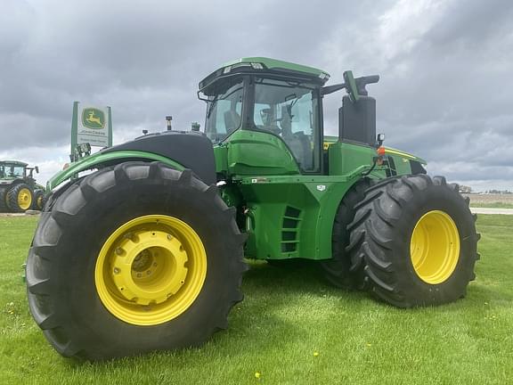 Image of John Deere 9R 640 equipment image 2