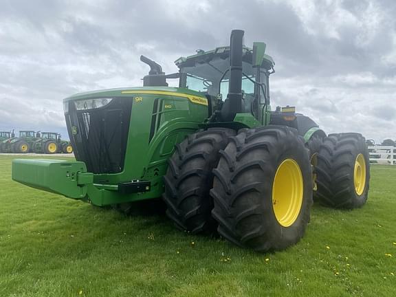 Image of John Deere 9R 640 equipment image 1