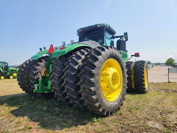 Image of John Deere 9R 640 equipment image 2