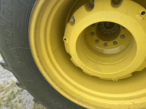 Image of John Deere 9R 640 equipment image 3