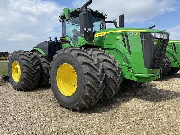 Image of John Deere 9R 640 equipment image 1