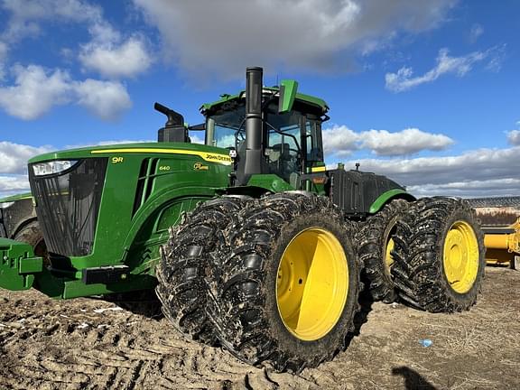 Image of John Deere 9R 640 equipment image 1