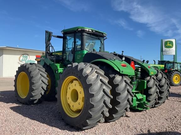 Image of John Deere 9R 640 equipment image 2