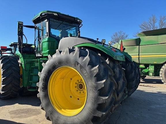 Image of John Deere 9R 640 equipment image 2