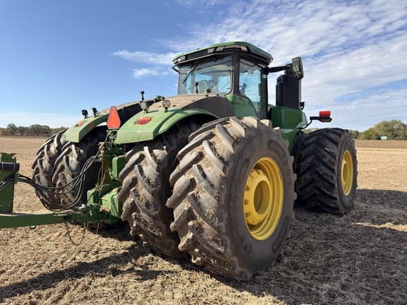 Image of John Deere 9R 640 equipment image 1
