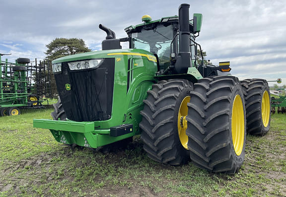 Image of John Deere 9R 640 Primary image