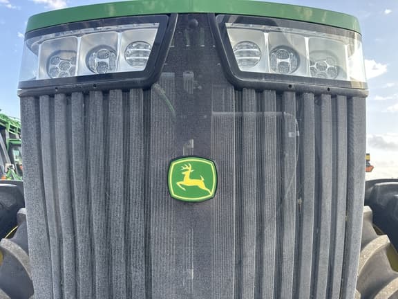 Image of John Deere 9R 640 equipment image 2