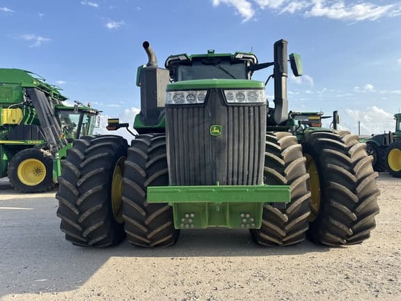 Image of John Deere 9R 640 equipment image 4