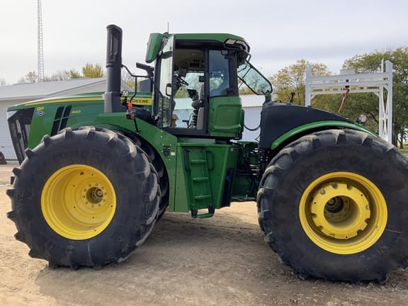 Main image John Deere 9R 640