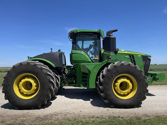 Image of John Deere 9R 640 equipment image 3