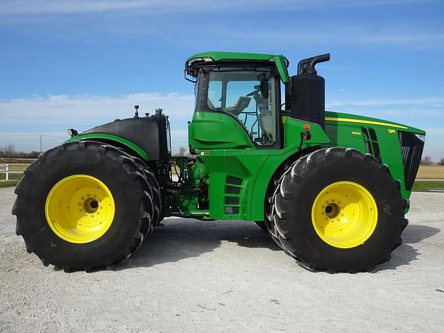 Image of John Deere 9R 640 equipment image 3