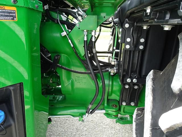 Image of John Deere 9R 640 equipment image 4