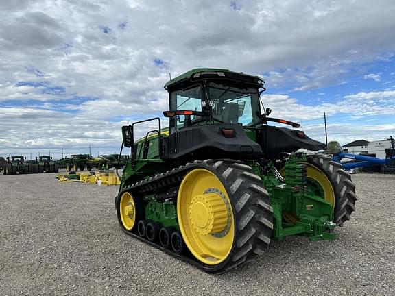 Image of John Deere 9RT 470 equipment image 2