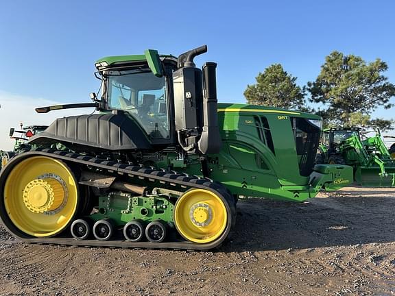 Image of John Deere 9RT 520 equipment image 2