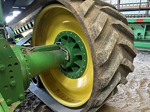 Main image John Deere 9RT 570 11