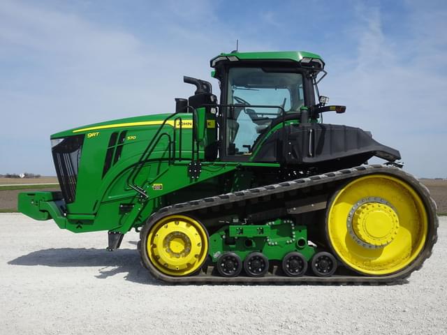 Image of John Deere 9RT 570 equipment image 2