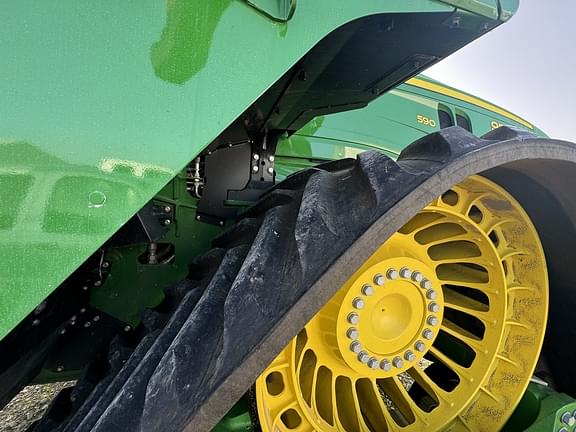 Image of John Deere 9RX 590 equipment image 4