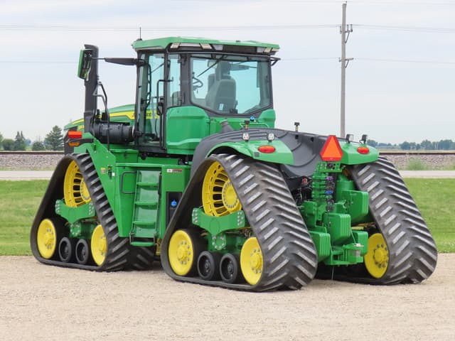 Image of John Deere 9RX 590 equipment image 1