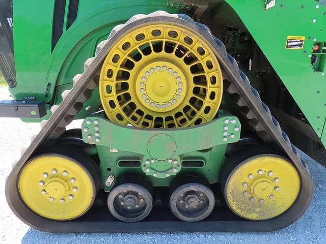 Image of John Deere 9RX 590 equipment image 1