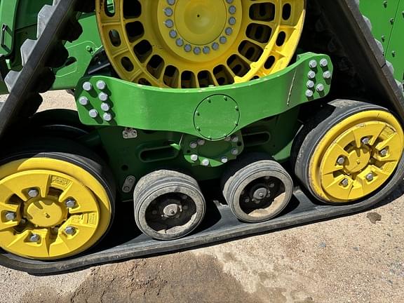 Image of John Deere 9RX 590 equipment image 4