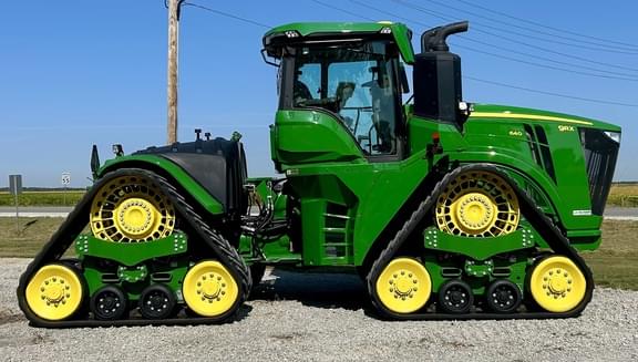 Image of John Deere 9RX 640 equipment image 4