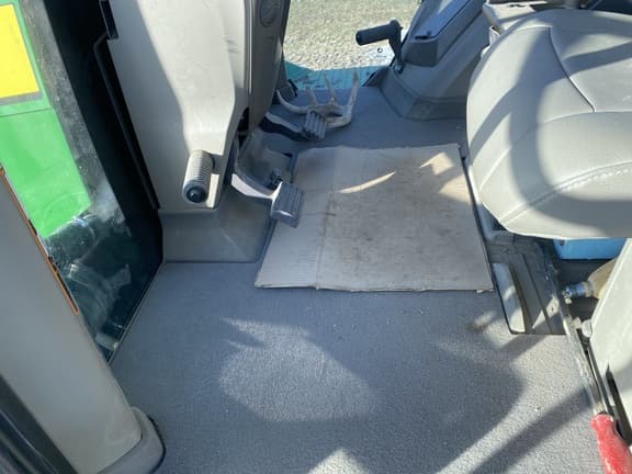 Image of John Deere 9RX 640 equipment image 2