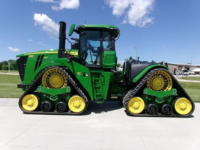 Image of John Deere 9RX 640 equipment image 2