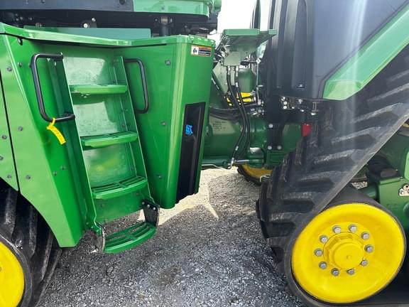 Image of John Deere 9RX 640 equipment image 2