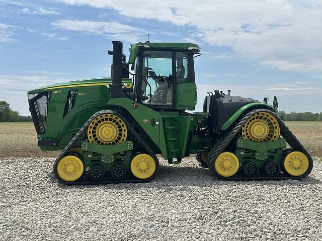 Image of John Deere 9RX 640 equipment image 2