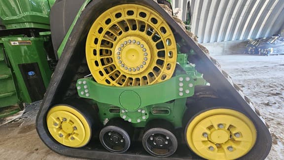 Image of John Deere 9RX 640 equipment image 3