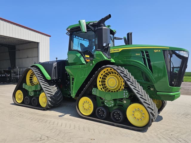 Image of John Deere 9RX 640 equipment image 2