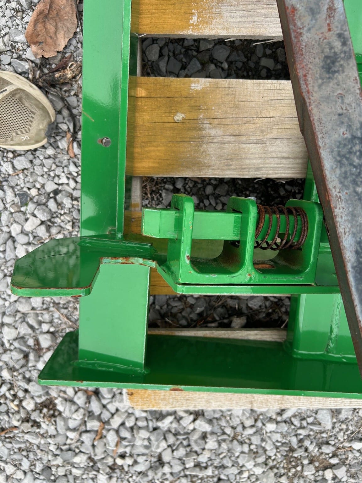 2023 Frontier AP12D Equipment Image0