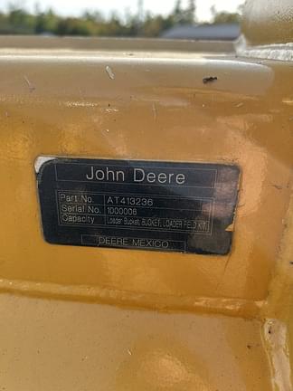 Image of John Deere Wheel Loader Bucket equipment image 1