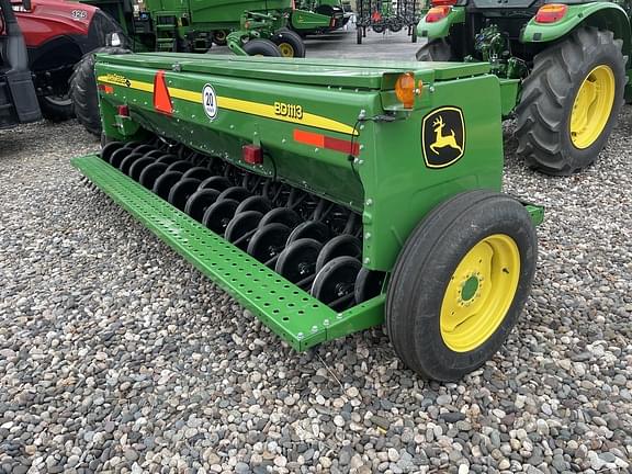 Image of John Deere BD1113 equipment image 4