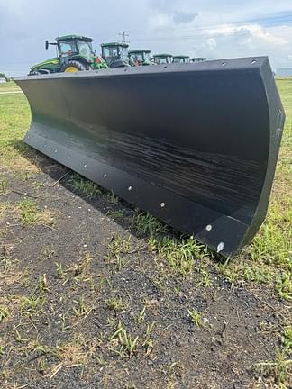 Image of John Deere Worksite Pro BL10B equipment image 3