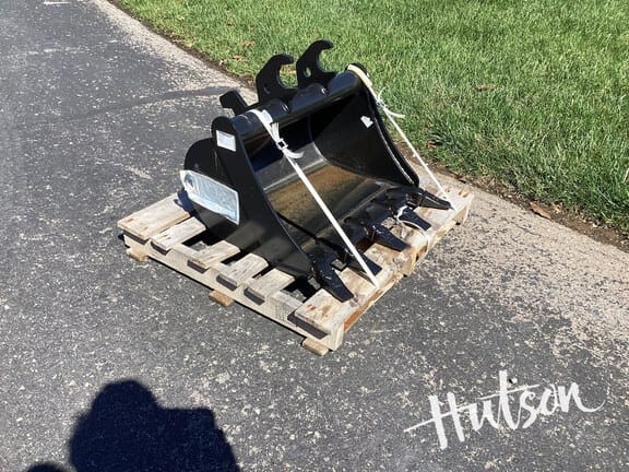 2023 John Deere BYT10968 Equipment Image0