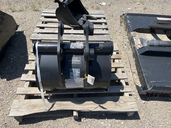 Image of John Deere BYT11909 equipment image 3