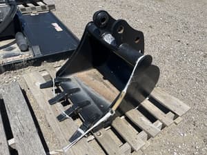 2023 John Deere BYT11909 Image
