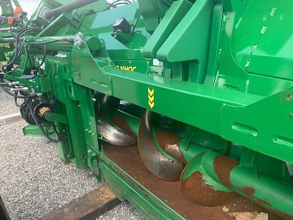 Image of John Deere C12F equipment image 2