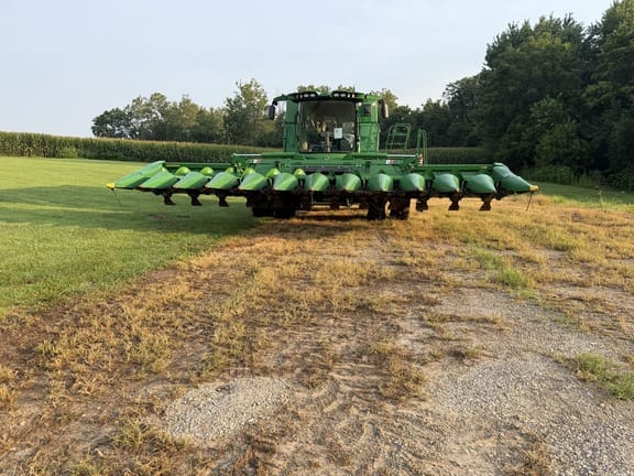 2023 John Deere C12F Equipment Image0
