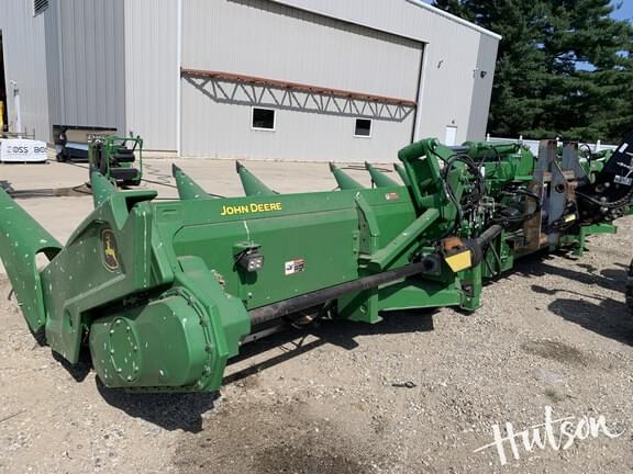 Image of John Deere C12F equipment image 4