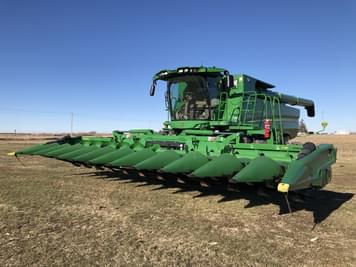 Main image John Deere C12F