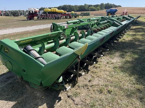 Image of John Deere C12F Primary image