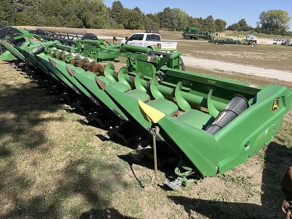 Image of John Deere C12F equipment image 1