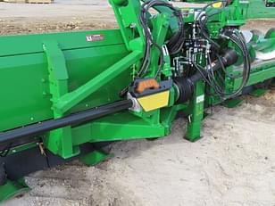 Main image John Deere C12F 0